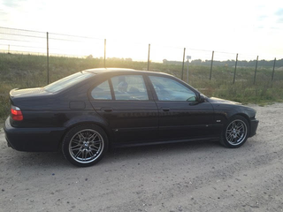 Illustration for article titled Let's See If We Can Find This Man's Stolen Beloved BMW M5